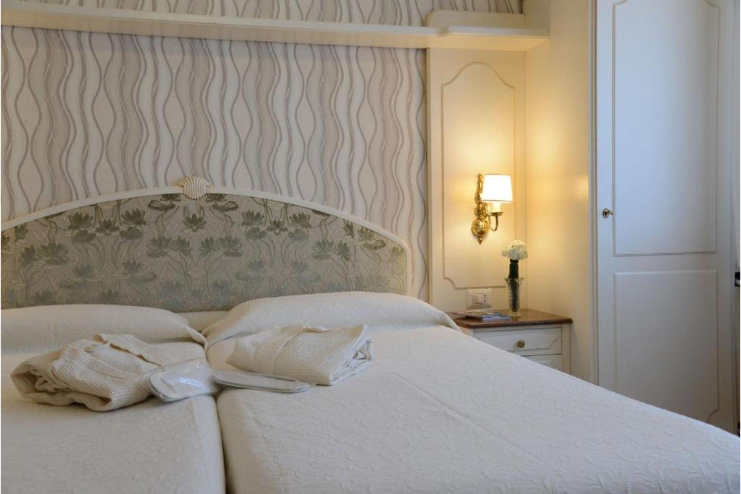 Hotel Metropole Suisse Комо Экстерьер фото